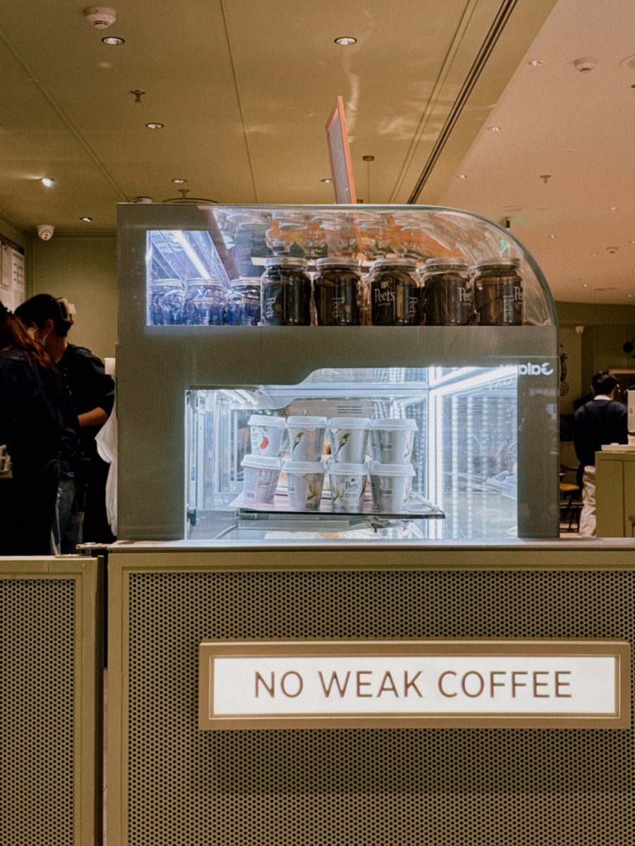 sarahh_tlili's tweet image. "Morning bite = happiness boost  A flaky croissant + iced oat latte = my slow start to the day  #BreakfastVibes #FoodJoy"