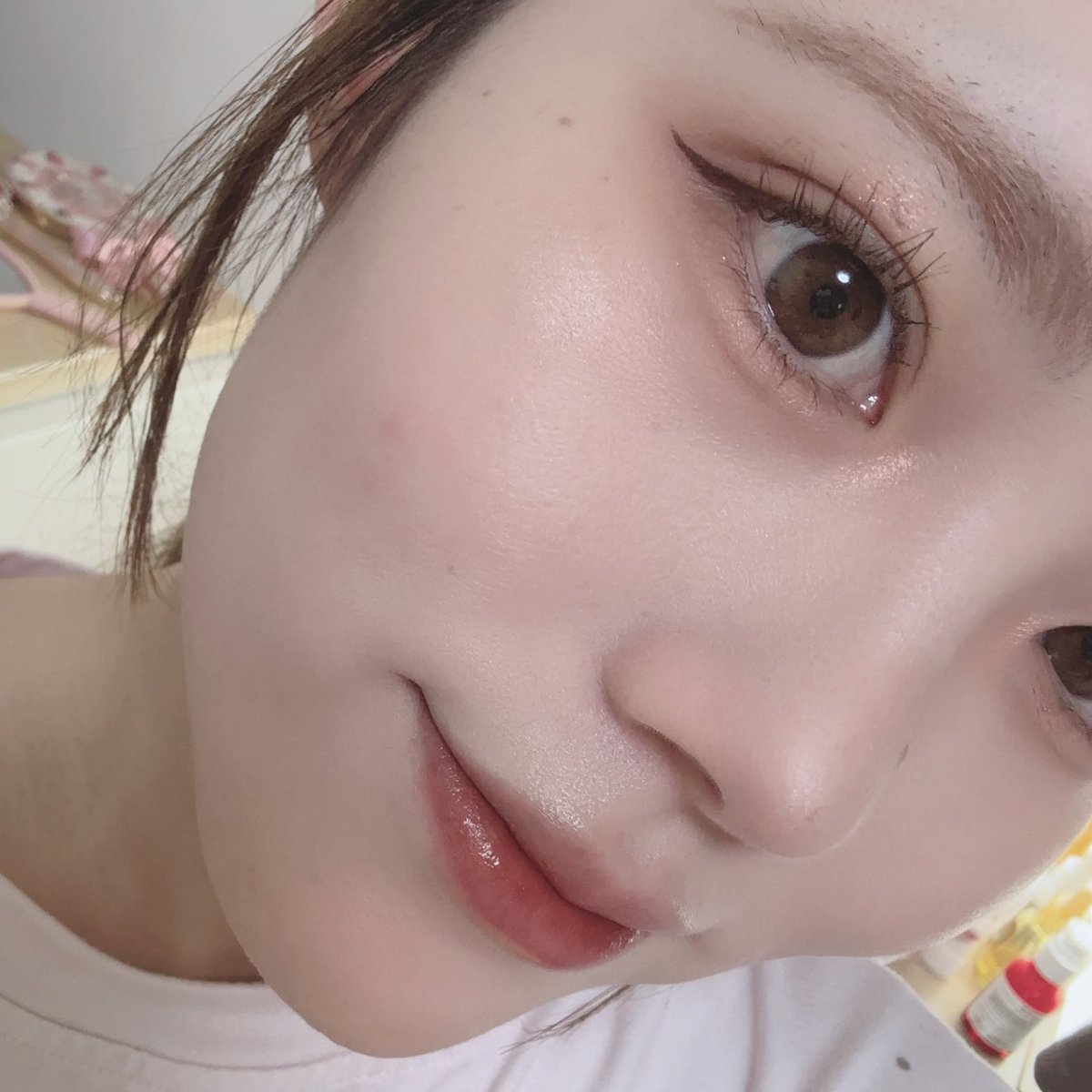 7piiico1_cosme's tweet image. #motd 

今日はイエベ擬態メイク🍁
ブライト夏春って黄味系苦手だったりするけど、DasiqueのミューテッドナッツはどんなPCでも使いやすいブラウンでお気に入り😸🤎