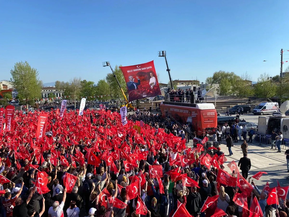 Kırmızı Saat tweet media