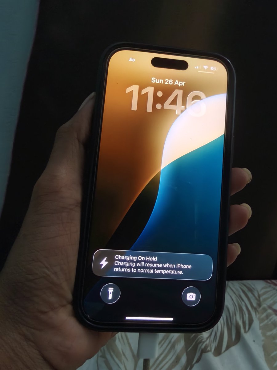 Shine V S tweet media