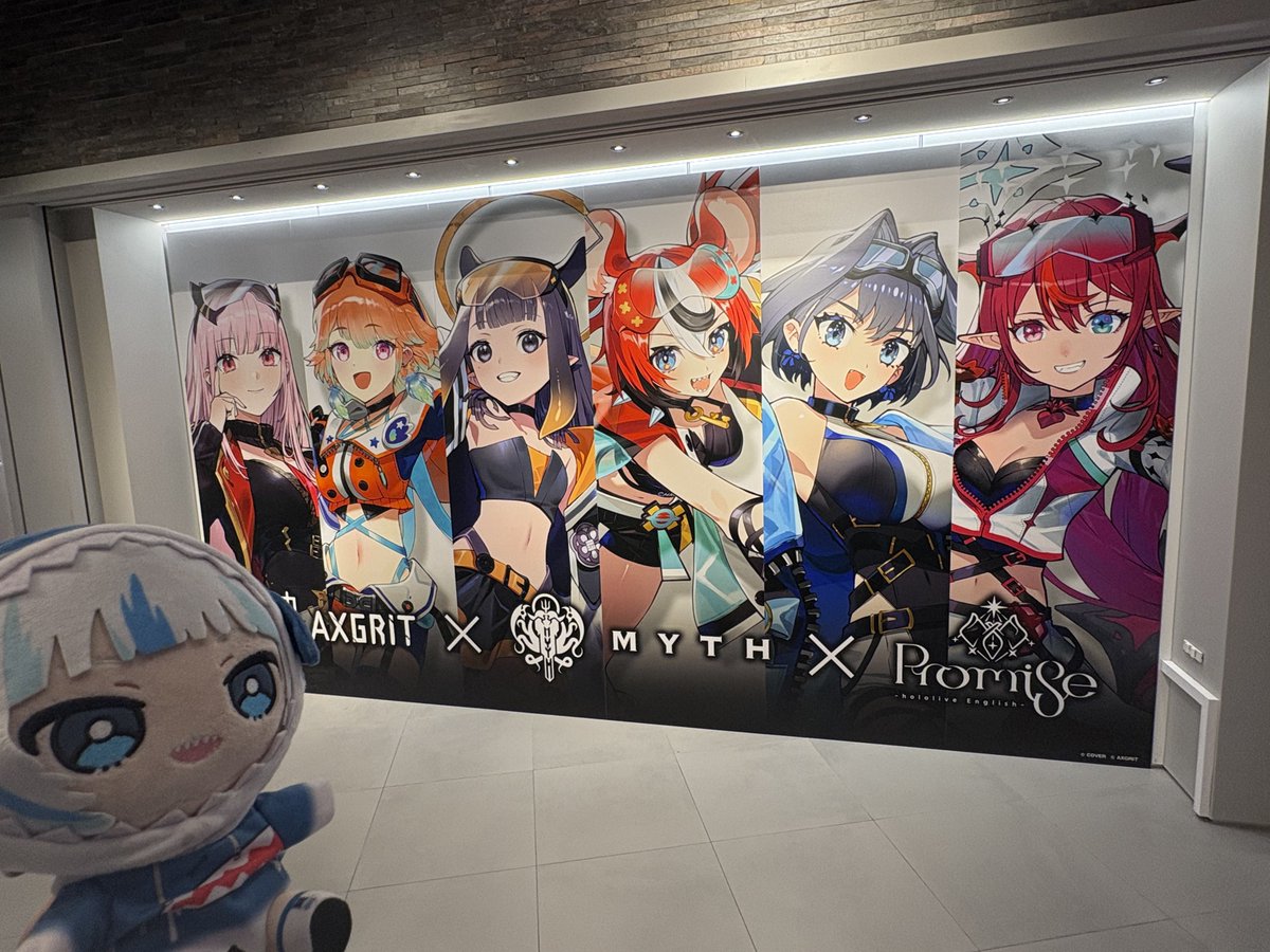 zukechum's tweet image. ちょいちょいちょい…6人ともかっこよすぎるでしょ！
You all are sooooooo cooool!!! My Gooba must be jealous that they have their own weapon 💙🔫
#AXGRIT #holoMyth #holoPromise #シブツタ