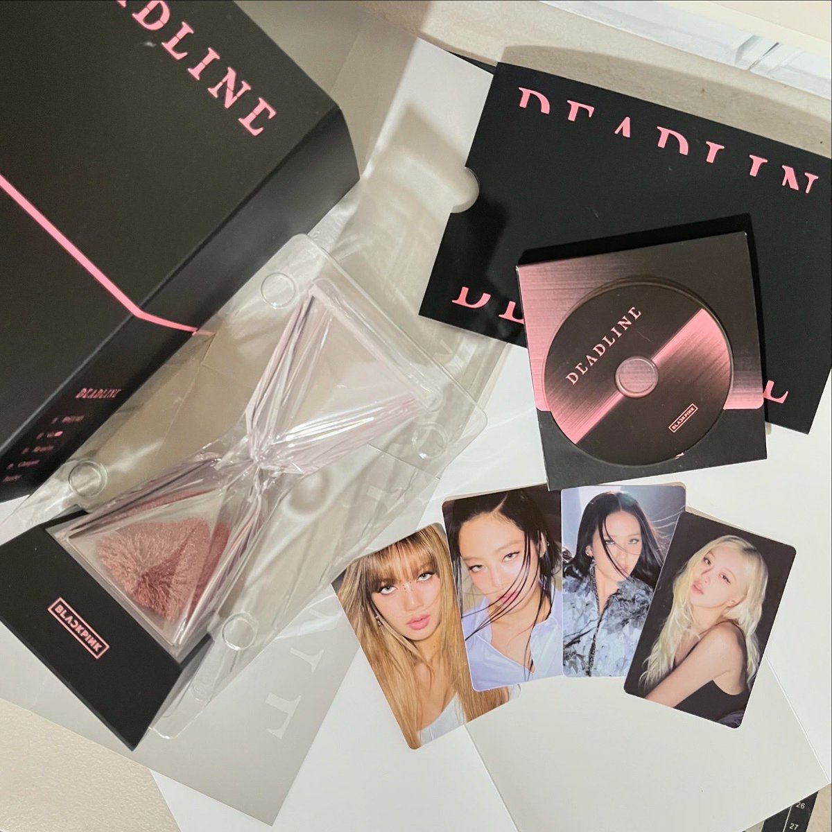 Rosie posie🥀 tweet media