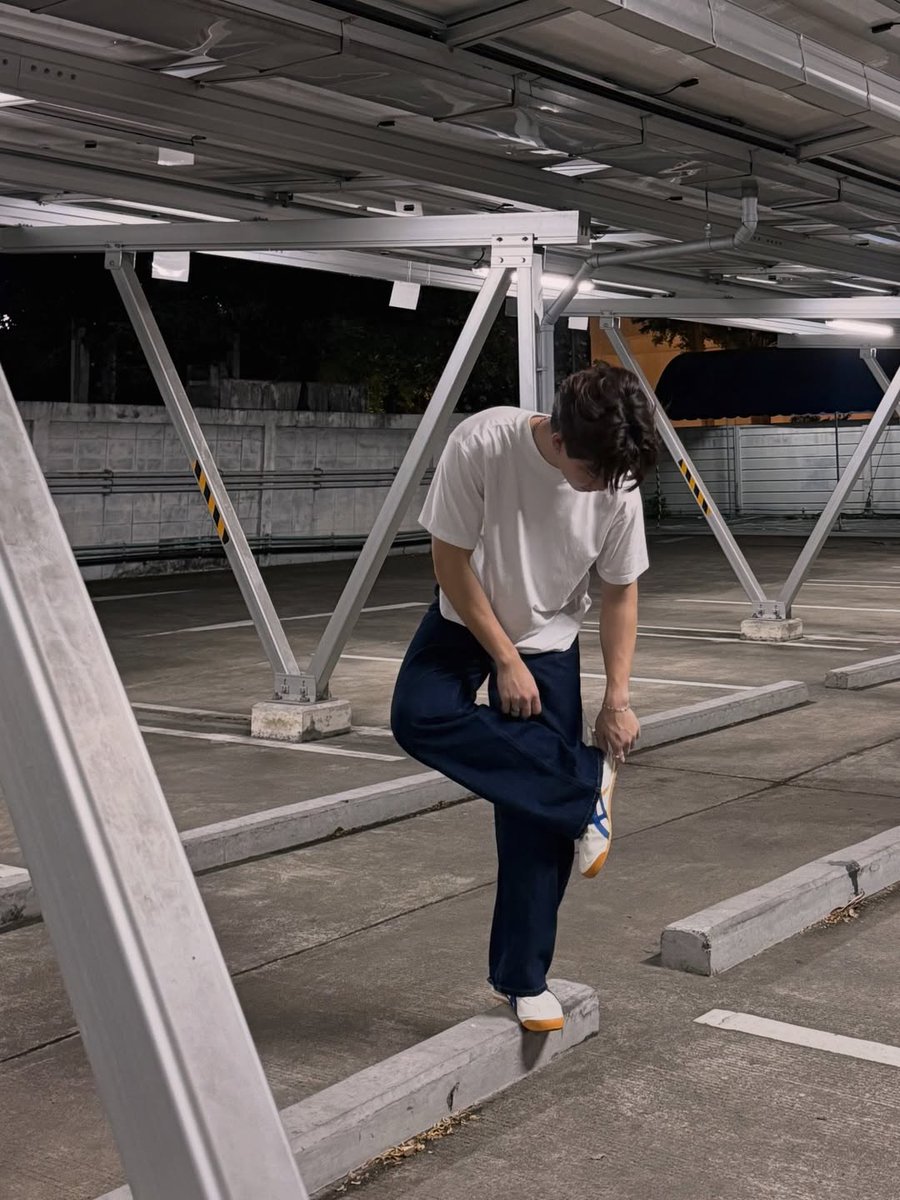 (SLOW) Peter_support tweet media