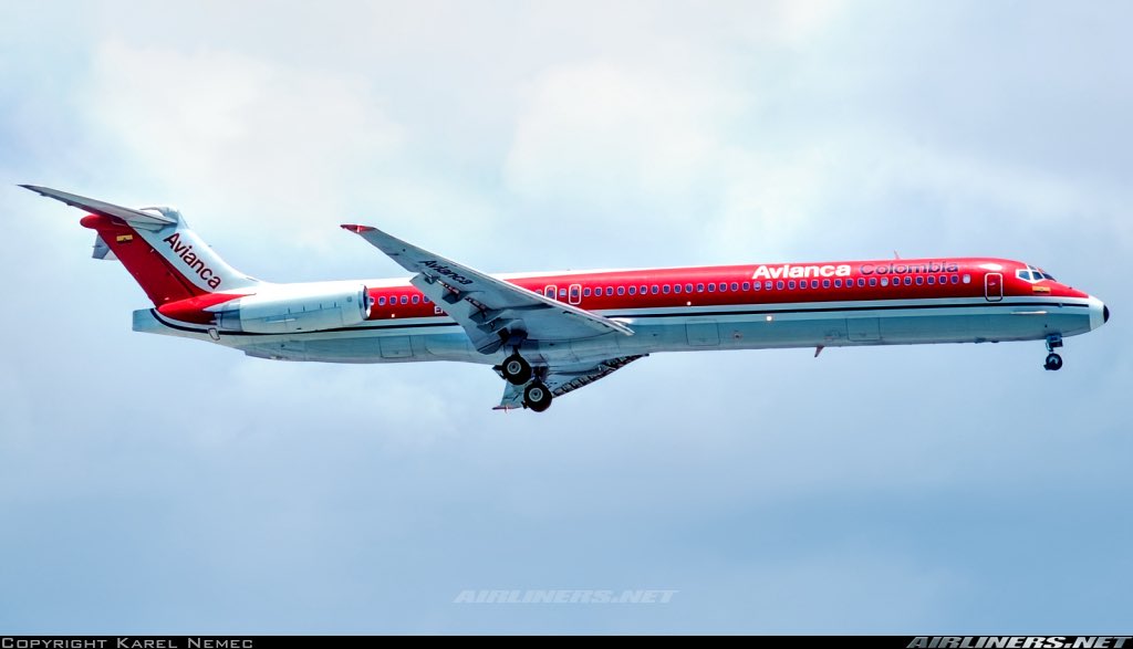 n194at's tweet image. Avianca 
McDonnell Douglas MD-83 EI-CBS 
MIA/KMIA Miami Intl Airport
June 1995
Photo credit Karel Nemec 
#AvGeek #Airline #Aviation #AvGeeks #MD80 #Maddog #MIA #Miami @iflymia #Avianca #Colombia @MD80com @avianca 🇨🇴