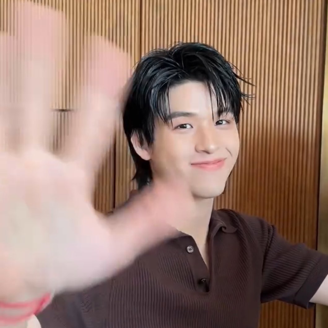 แอคดาว — ⊹⭐️ tweet media