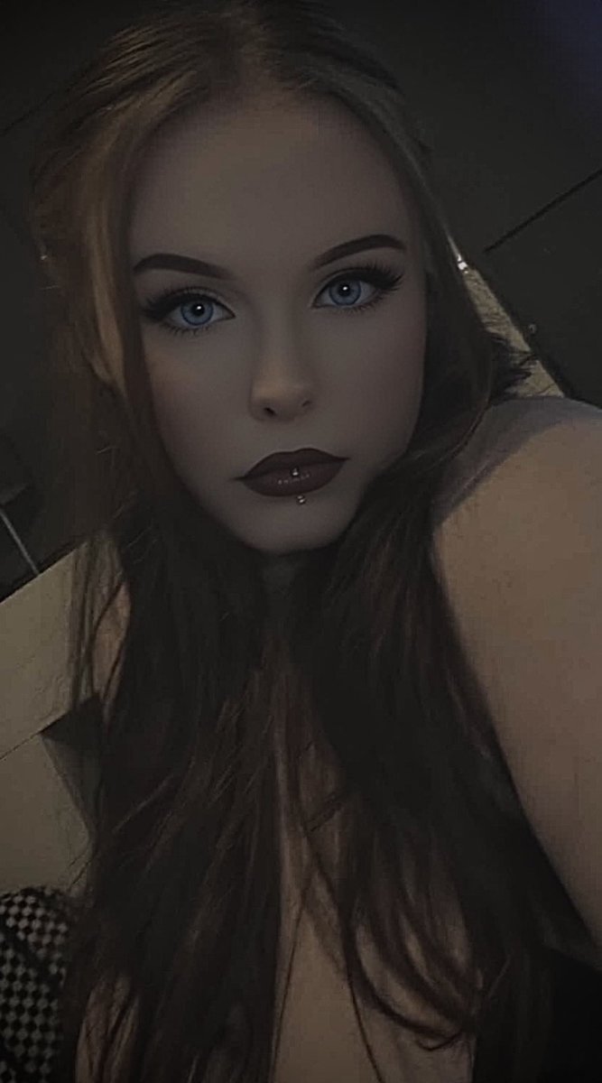 •✧MISSELLIE✧• tweet media