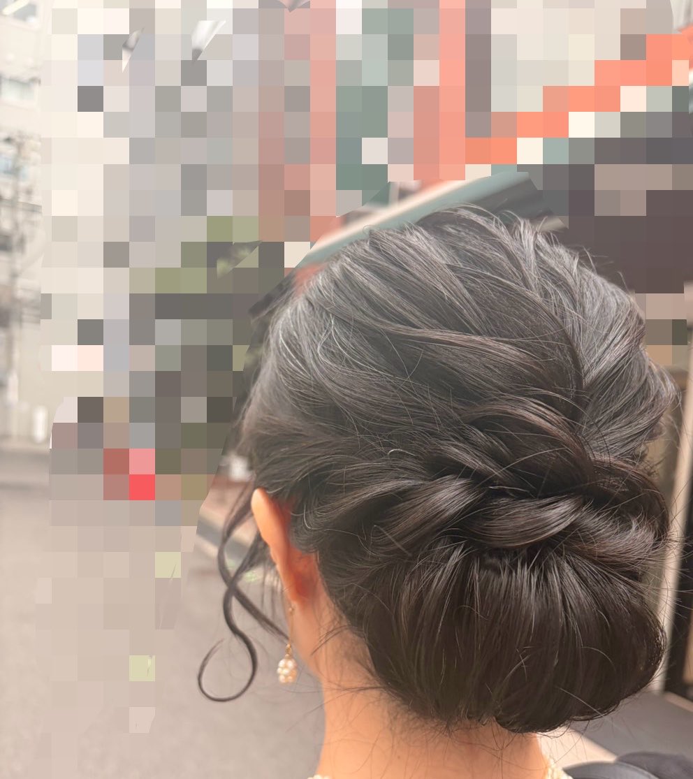 terryxe's tweet photo. 2列目という神席がご用意されたのでヘアセットをしてもらいライブに臨むの図でした https://t.co/C9vAsOkexr
