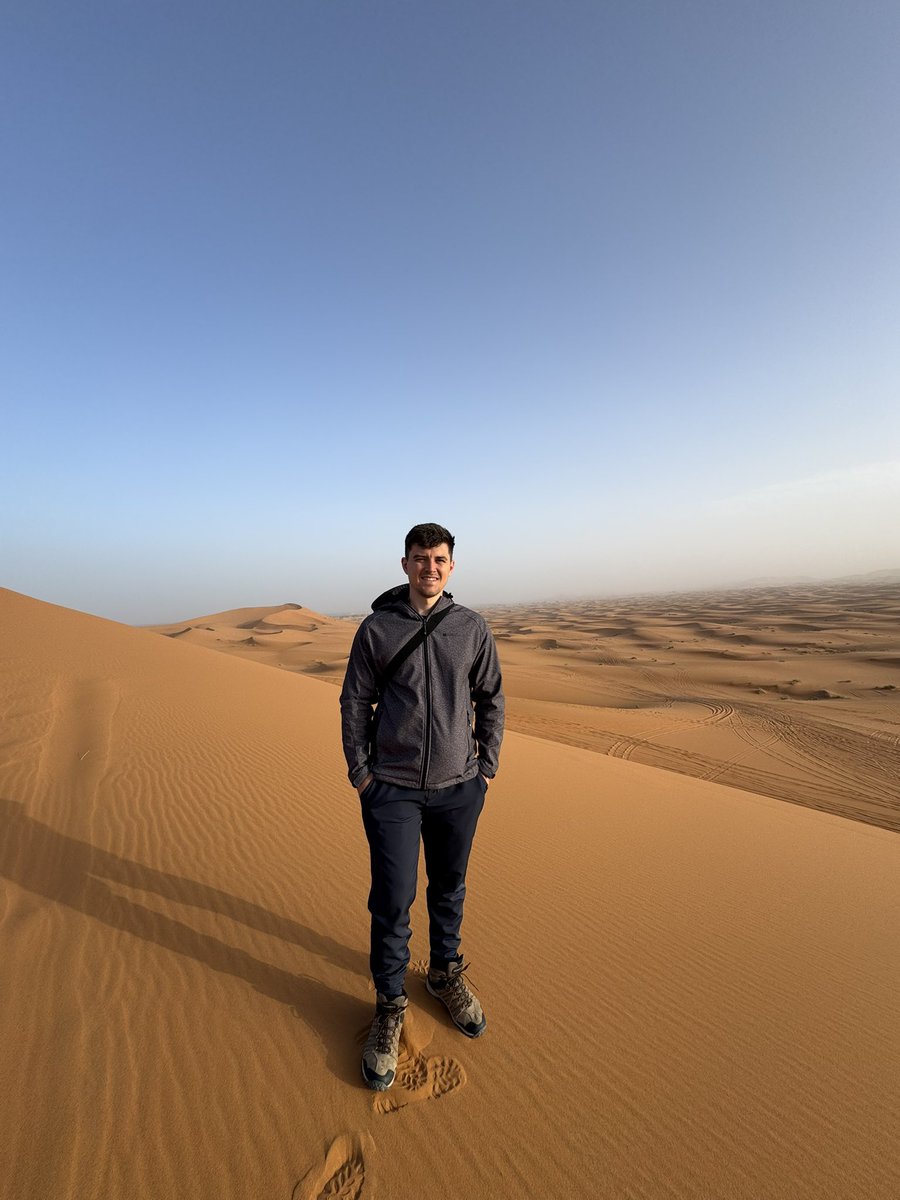 elloite's tweet photo. Sahara ✨✨✨ https://t.co/aZdbbwsnzn