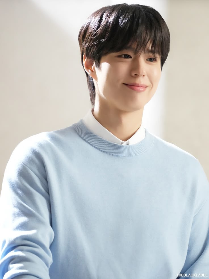 박보검. tweet media