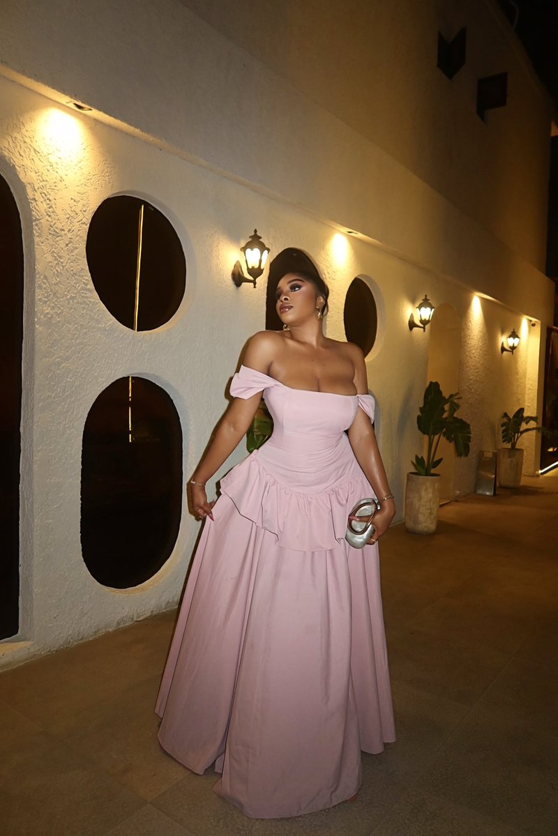 Ezii_nwanne's tweet image. Happy birthday to me 🎉 Grateful for life, growth, and the Igbo spirit in me.

#birthday #trend #igbo #fypシ゚viral #igboamaka #Fantástico