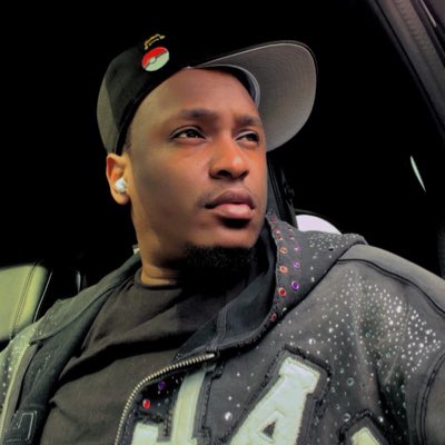 wheresdabooze's tweet photo. #NewProfilePic https://t.co/61oKQD6l6H