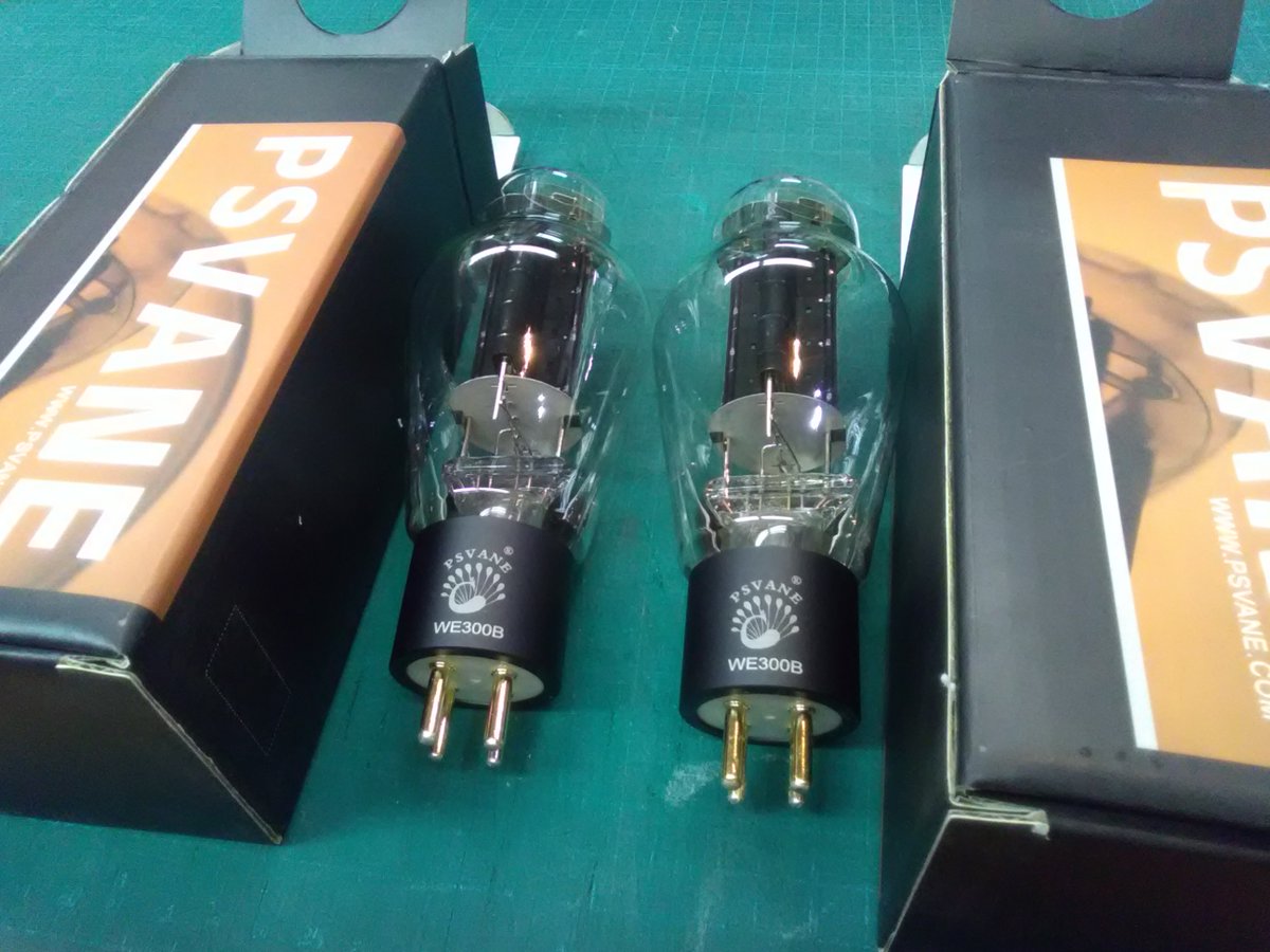oku_papa's tweet image. いま使ってるやつがあと１０年ぐらいで寿命かも知れないので、値上げ前に予備を買いました。
Western Electronicの"本物"は高くて買えません(持ってるアンプよりも高い)
#audio #psvane #300B #真空管 #気が早い  #シマムセン