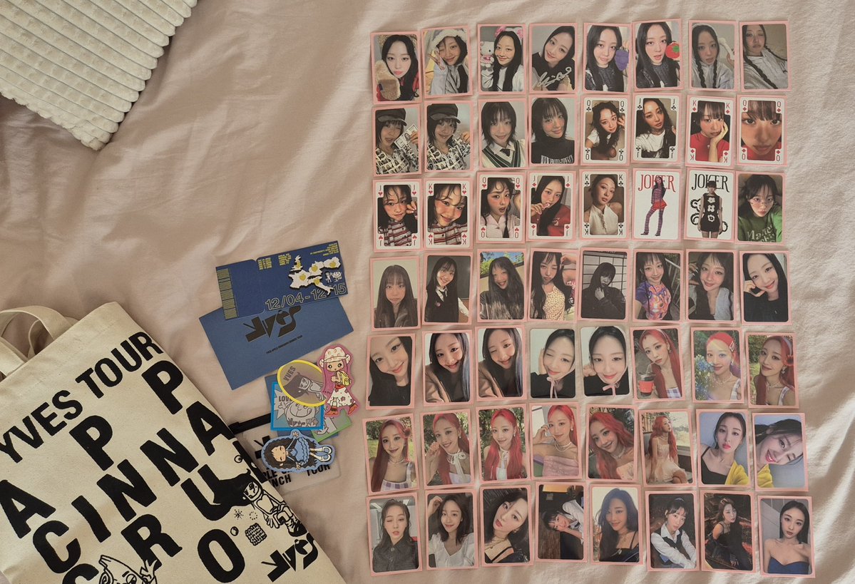 my yves collection 💌 (my 3 nail albums aren't here yet 😪)