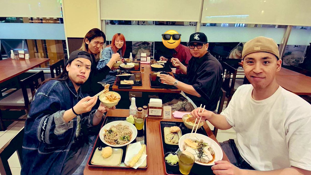 maxn_official's tweet photo. Thank You❗️南信州❗️

長野2日間、最高の景色をありがとう！🍎✨

5/25 飯田CAFEIN&CANVAS
5/26 駒ヶ根G-STUDIO NIRVASH

みんなの熱量に圧倒されっぱなしでした。

「音楽やってて良かった」って心から思える最高の夜。

共演の皆さんもリスペクト！

Incredible vibes.

またライブハウスで会おう💪🔥

次は5/1渋谷RubyRoom ワンマン🍕
#みんなでピザパーティだ 

#MAXN
#マクスン 
#ハコノヤキフェス