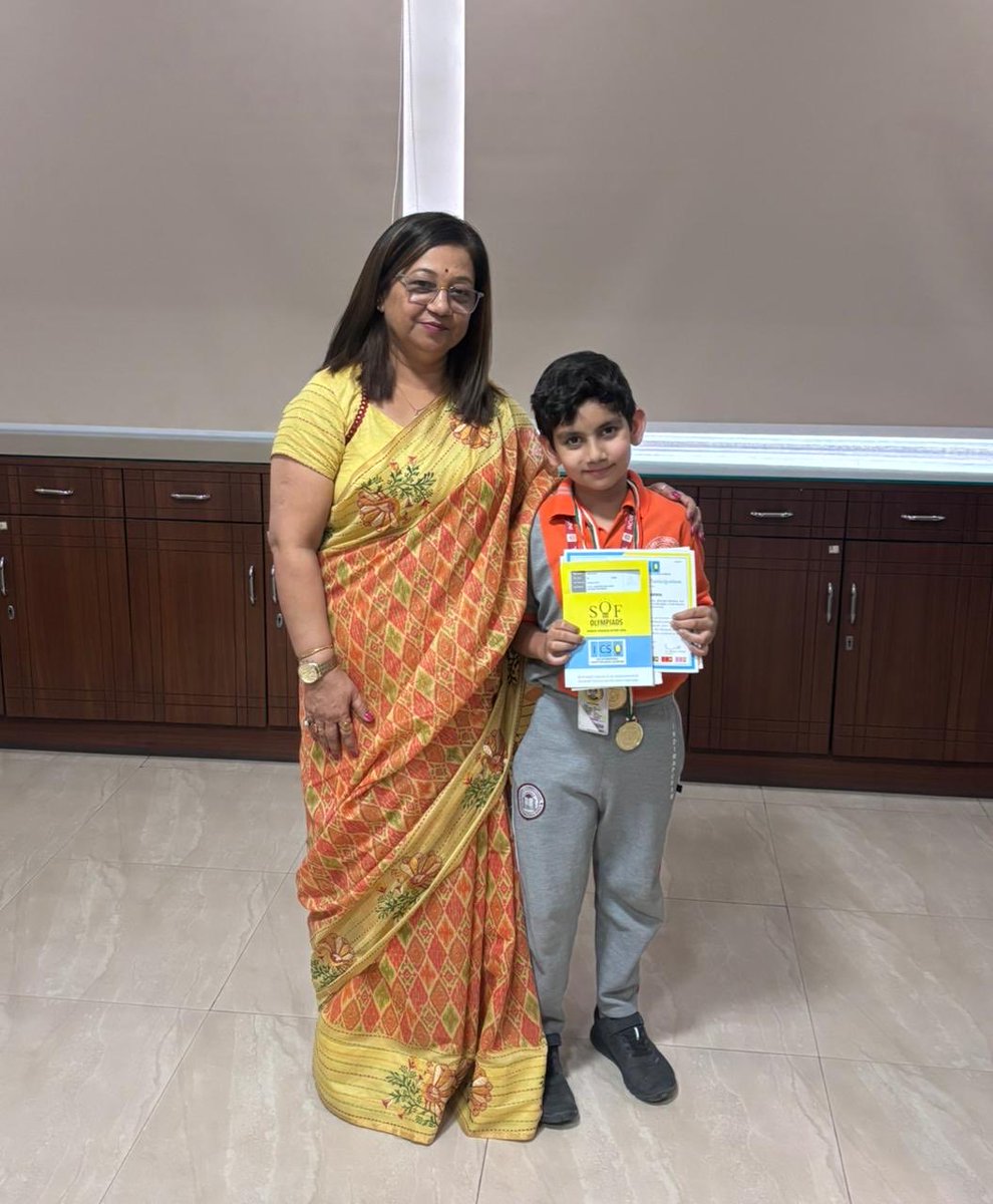 Indirapuram Public School, Crossings Republik tweet media