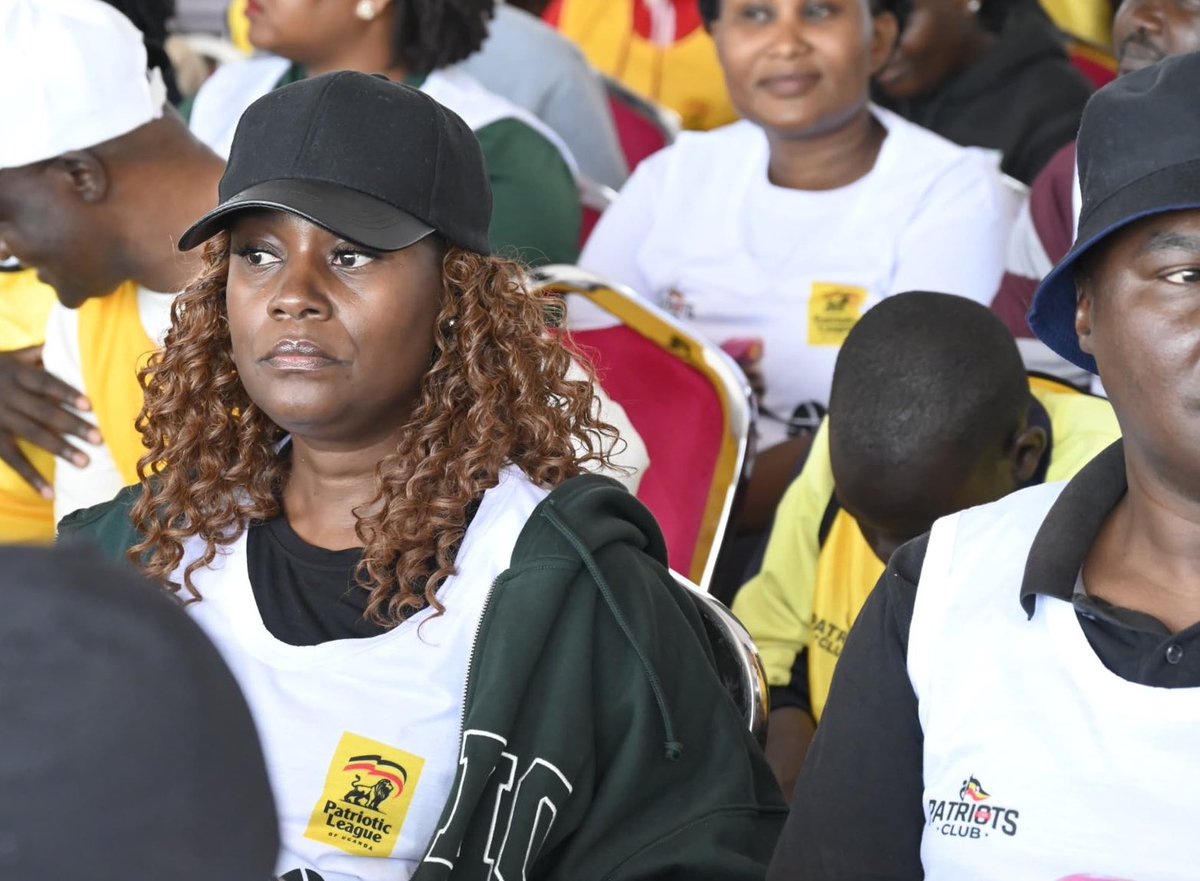 Gen.Muhoozi kainerugaba supporters tweet media