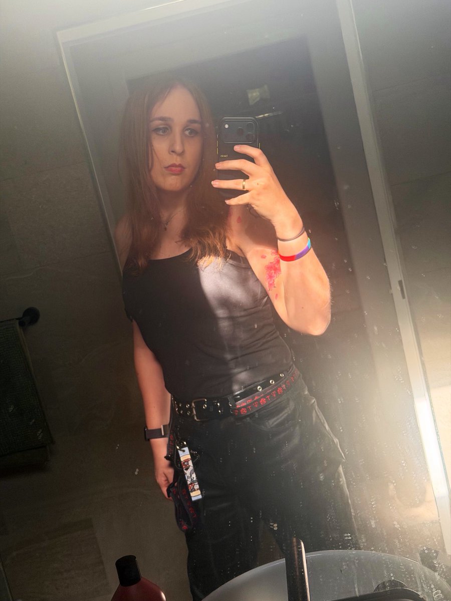 Willow 🇦🇺🐭ΘΔ given out 4. 9k “Good girl’s” tweet media