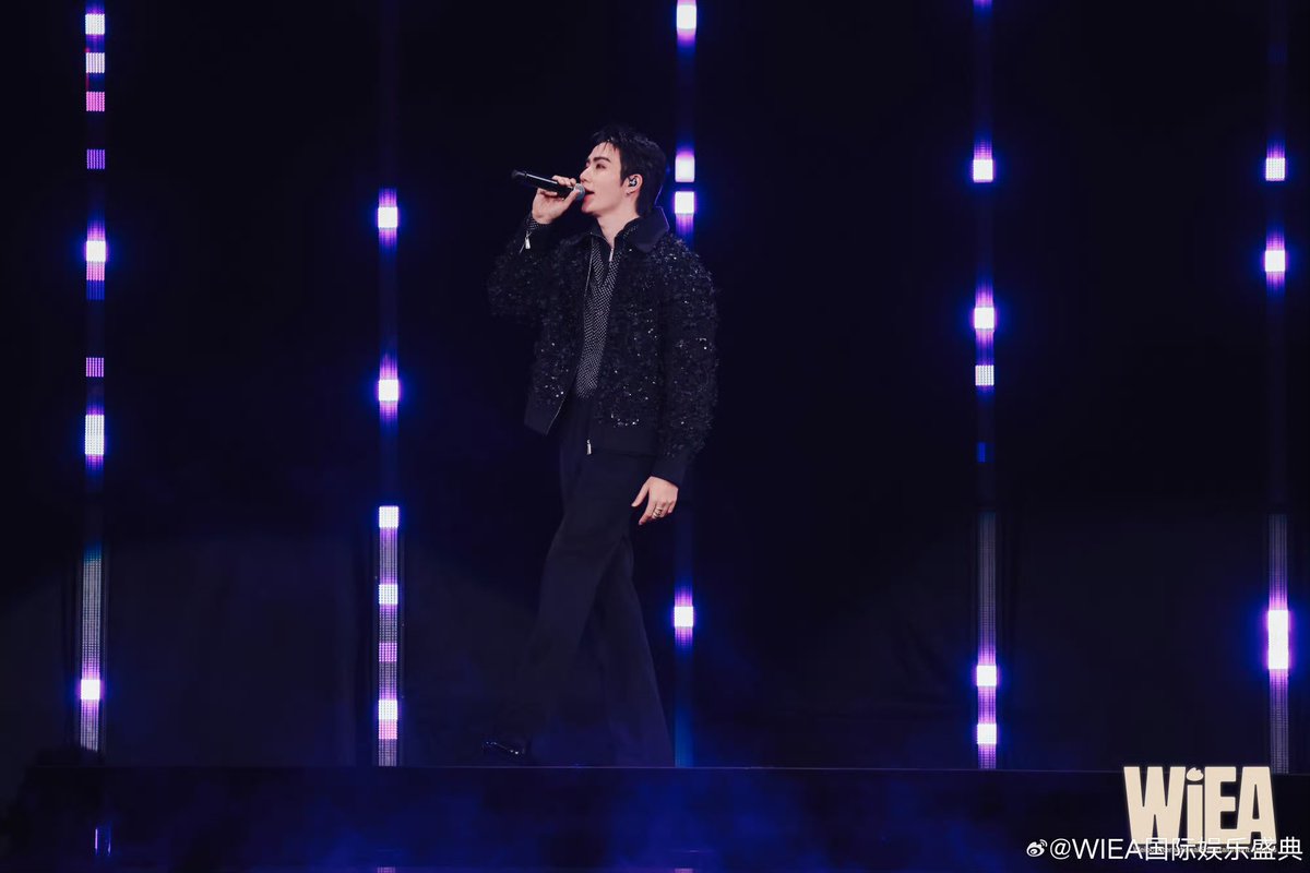 [ Weibo : WIEA国际娱乐盛典 ] 🖤 ZEEPRUK AT WIEA #ZEENUNEWxWIEA26 #WIEA2026xDMD ...