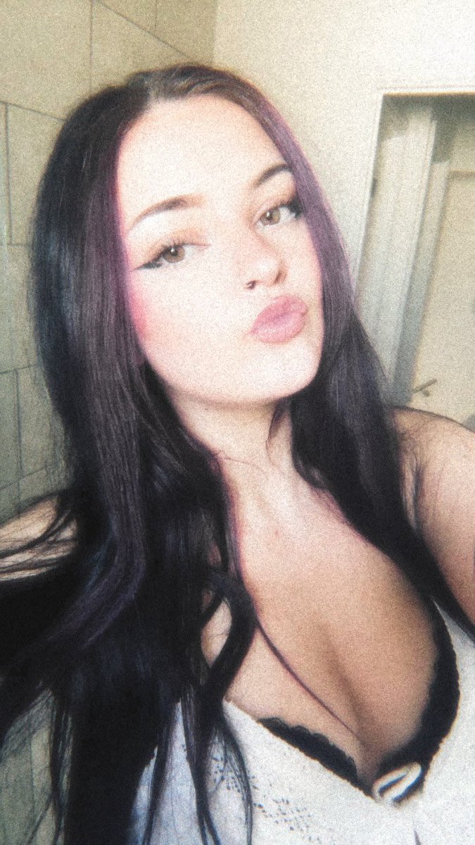 princess lex tweet media