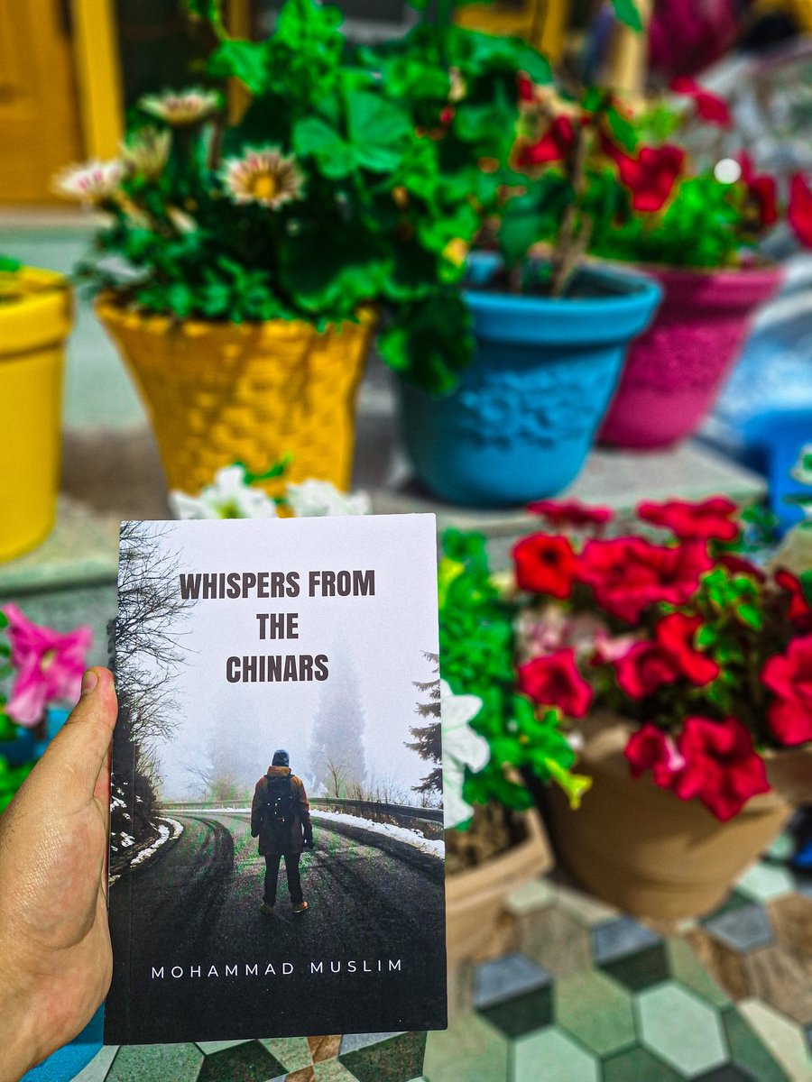 paulayan3's tweet image. In the middle of blooms, I found a story 🌼🍁
@Muslimbhat99