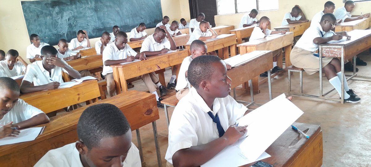 COLLEGE DE BUTAMWA tweet media