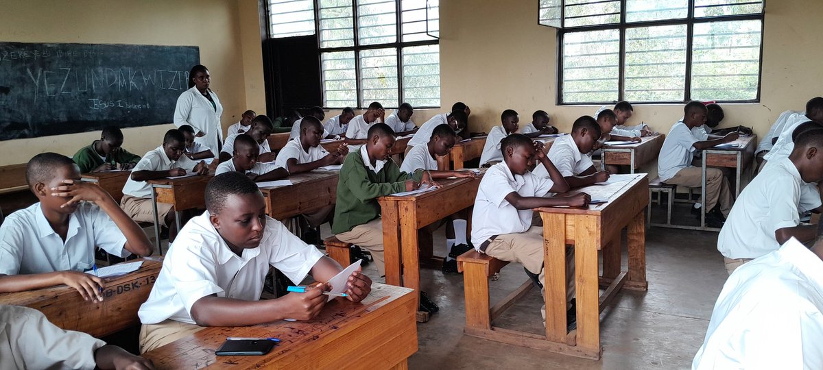 COLLEGE DE BUTAMWA tweet media