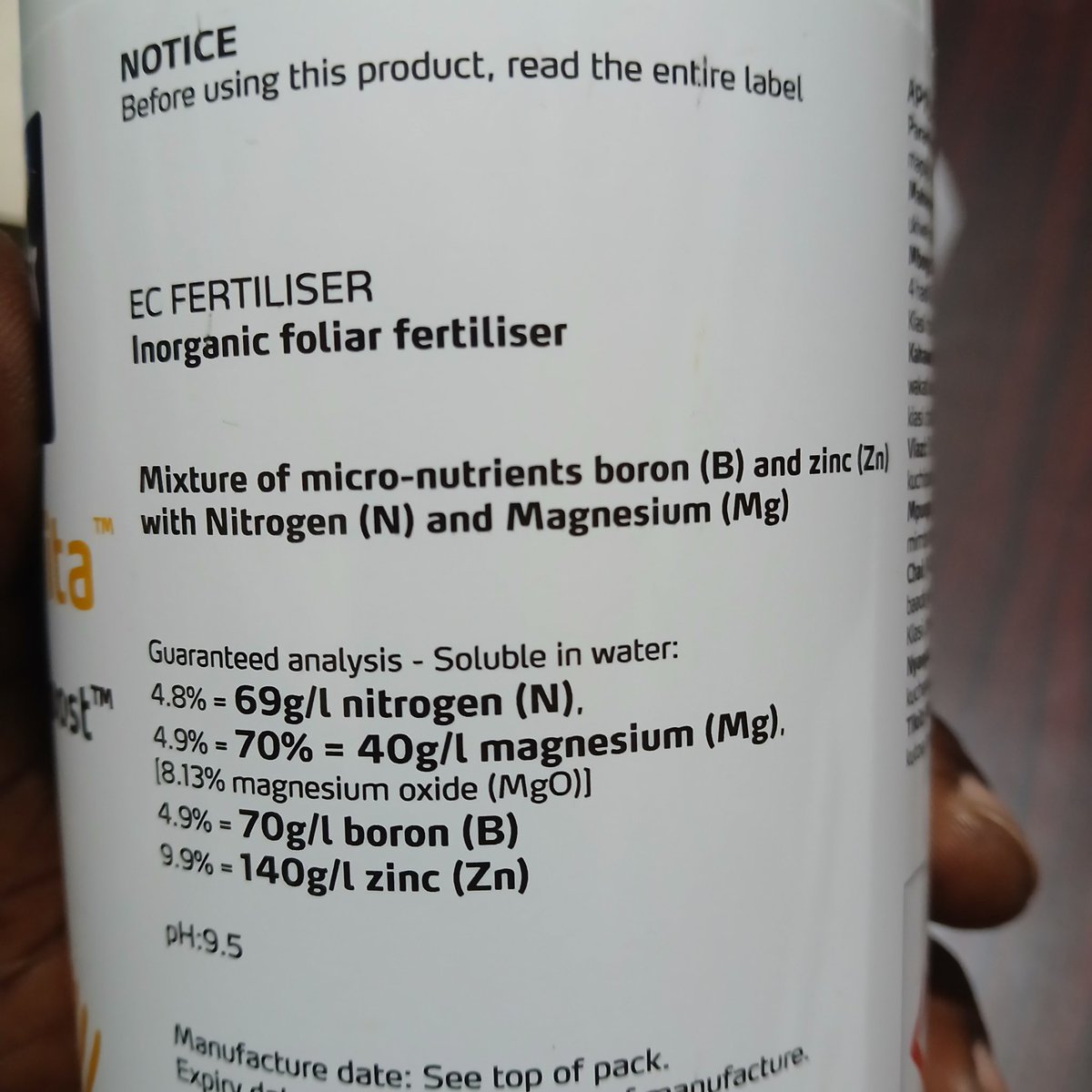 kigzdeus's tweet image. That is what we have given the farmer. His #Coffee will be well.