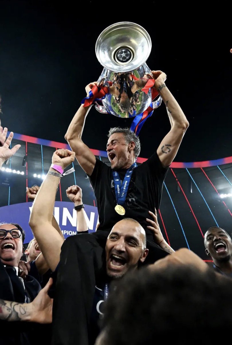 MegaPSG_'s tweet photo. 🔴🔵 Luis Enrique :

« On est rentré dans l’histoire c’est bien, mais on veut plus. Ça nous suffit pas. » https://t.co/ZZ0X9L0ugf