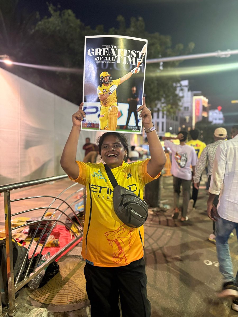 sangaviES's tweet photo. Yellove forever 💛
#cskvsgt
#cskforever https://t.co/aF86KXBzvD