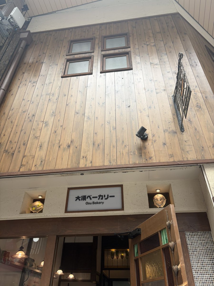 な tweet media