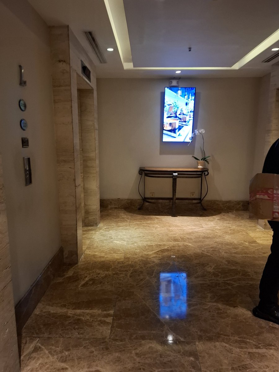 jastinesaelendra tweet media