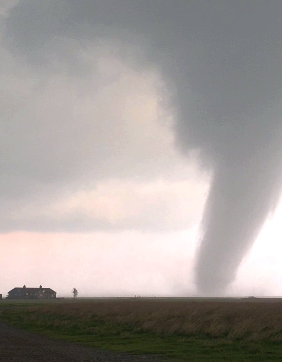 nmjameswilson's tweet image. Lucky house!
Foraker #Oklahoma 4-26-26
#wxtwitter