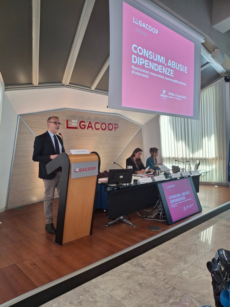 Legacoopsociali tweet media