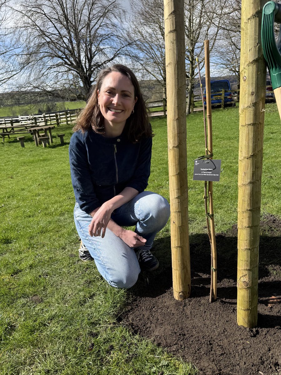 Samuel West 💙💛 tweet media