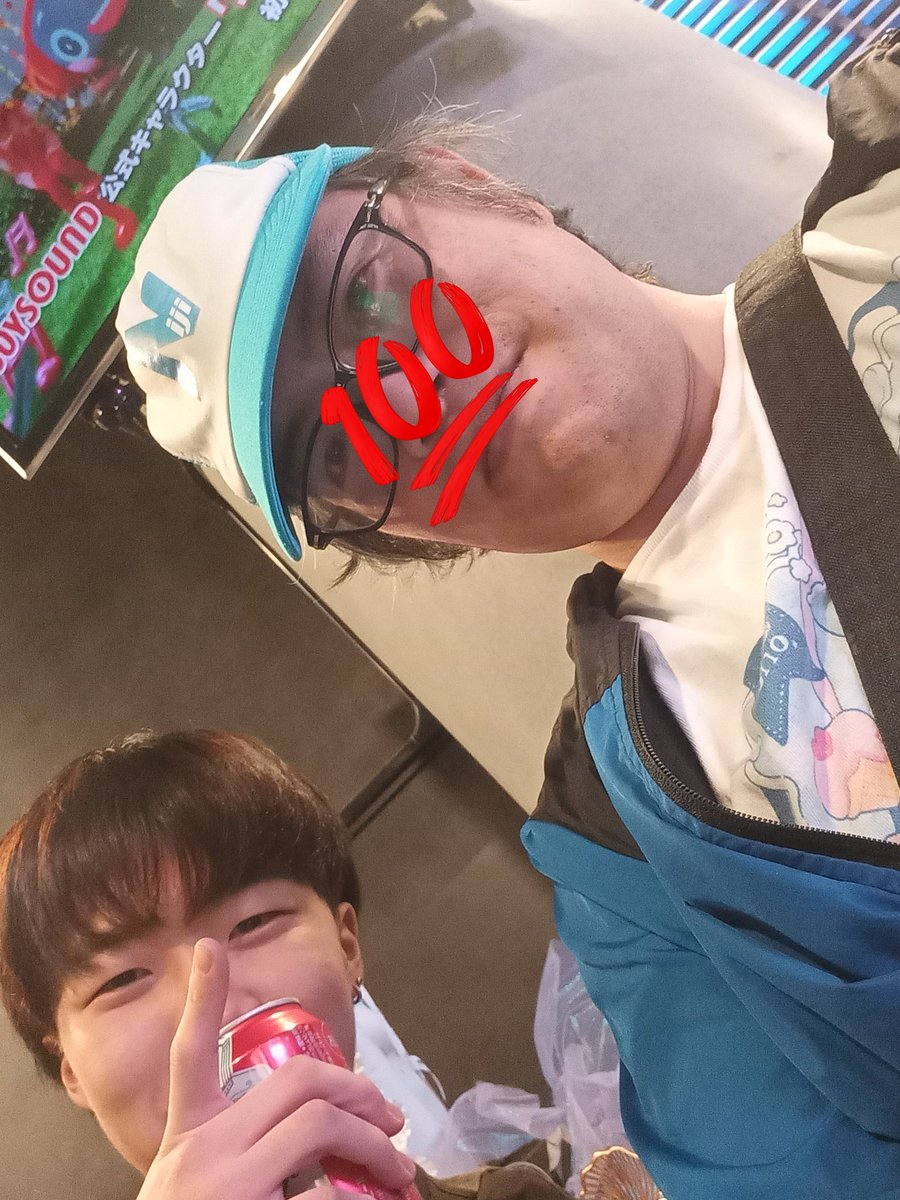 さしひろ tweet media
