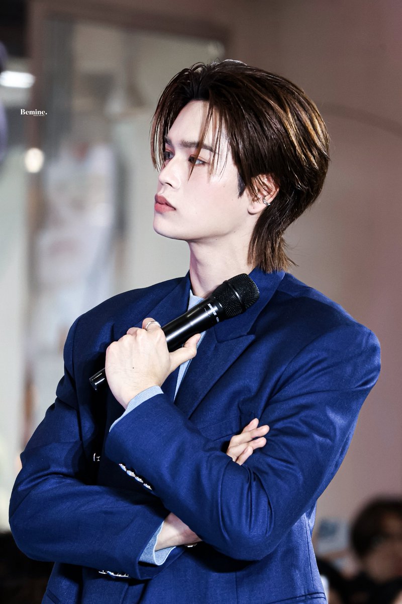 ไม่เอาไรแล้ววฮืออ สวยยมากก🫠

JUNIORMARK 5TH DESTINY 
#DestinyclinicxJuniorMark 
𓏔 <a href="/jnnrrs/">จูจู้ 🌞</a> #junniorrs
#JuniorMark #จูเนียร์มาร์ค