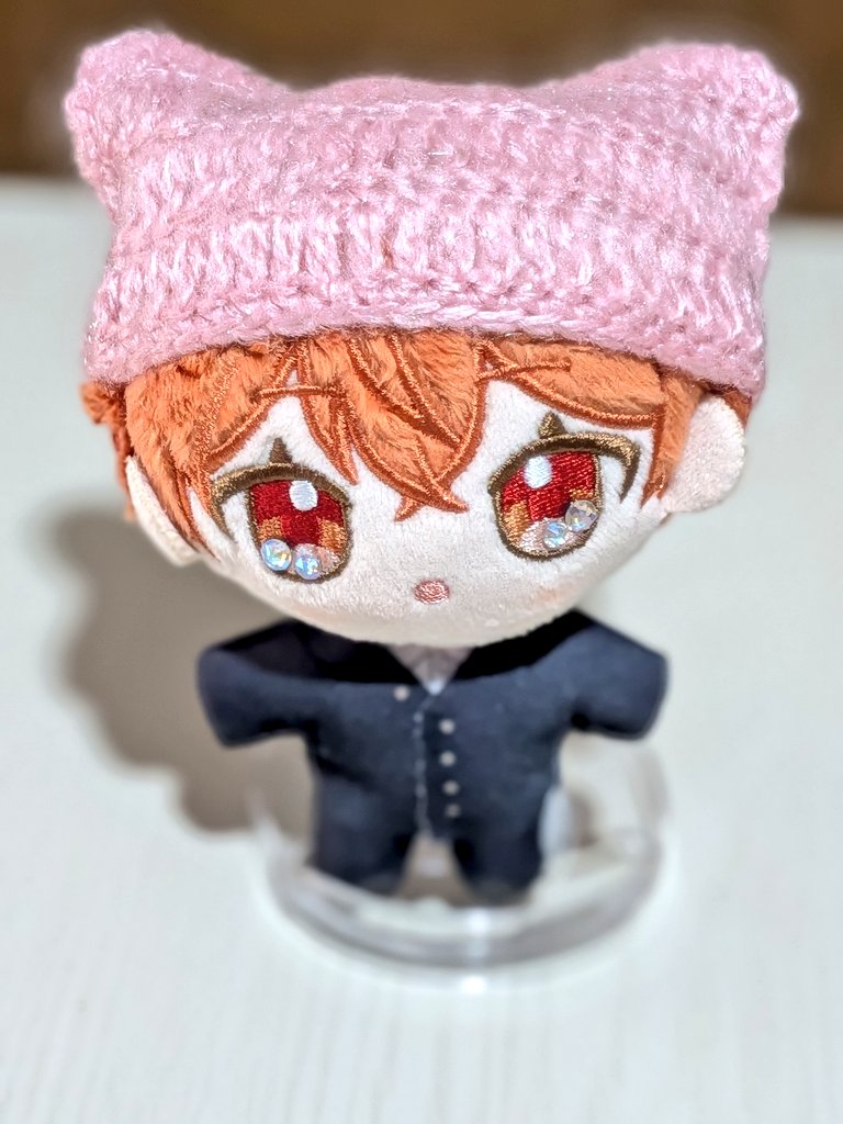 ネコ耳帽子も！真冬はピンク似合うねぇ〜
#ギヴン