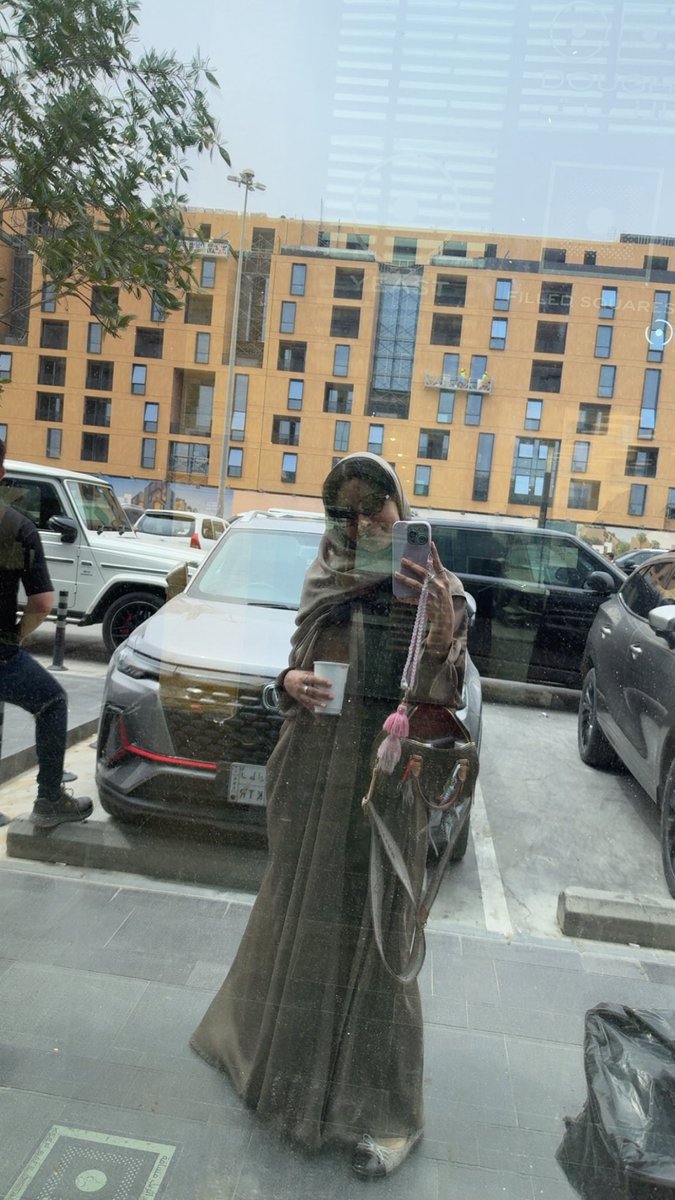 alanoud tweet media