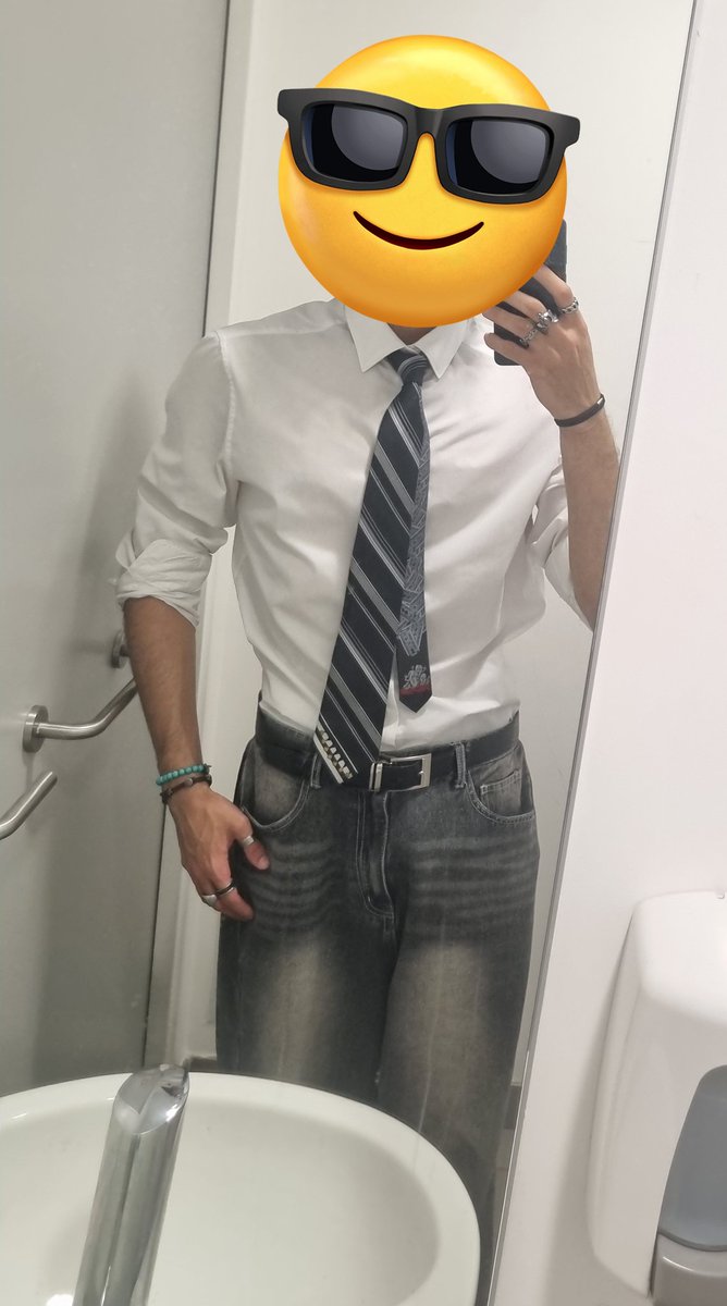 ✯ 𝑀𝑖𝑠𝑡𝑒𝑟 𝑃𝑒𝑟𝑓𝑒𝑐𝑡 𒉭 (plus en Corée🥲) tweet media