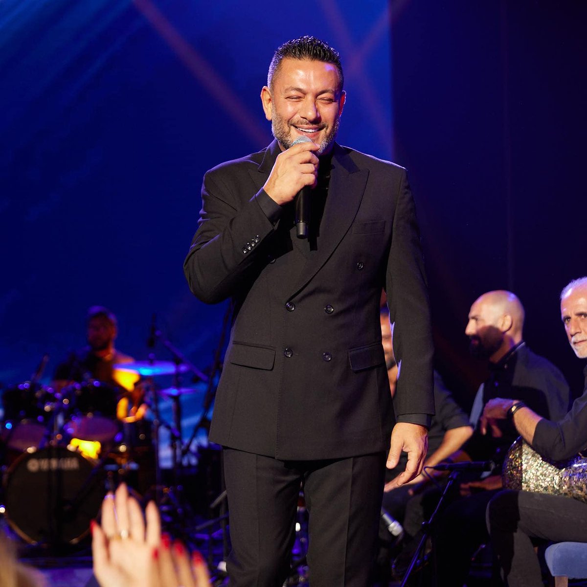 bisara7a's tweet image. بالفيديو- أمسية تُشبه بيروت… زياد برجي يصنع الفرح في "لاسين"
 bisara7a.com/?p=301512 

@ziadbourji @michel_fadel @joellefadel 

#زياد_برجي #trend