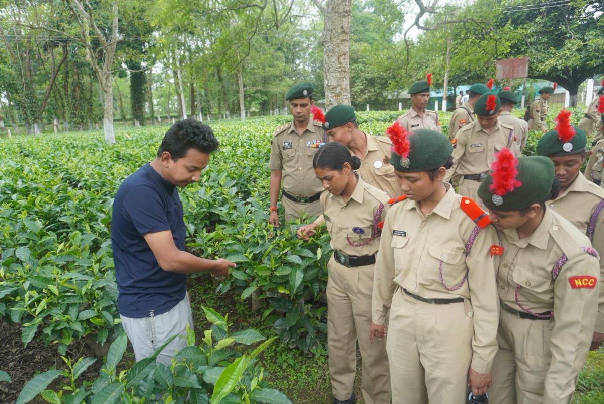 JorhatNcc's tweet photo. Parasailing Basic Course Phase II cum CATC-02
Jorhat Gp.
64 Assam BN NCC.

Day two of camp commenced with routine camp activities followed by obstacle training to enhance endurance, confidence & coord.

Educational visit to Assam Agricultural University & Swaraj Udyan provided insights on modern agriculture, research initiatives & environmental awareness.