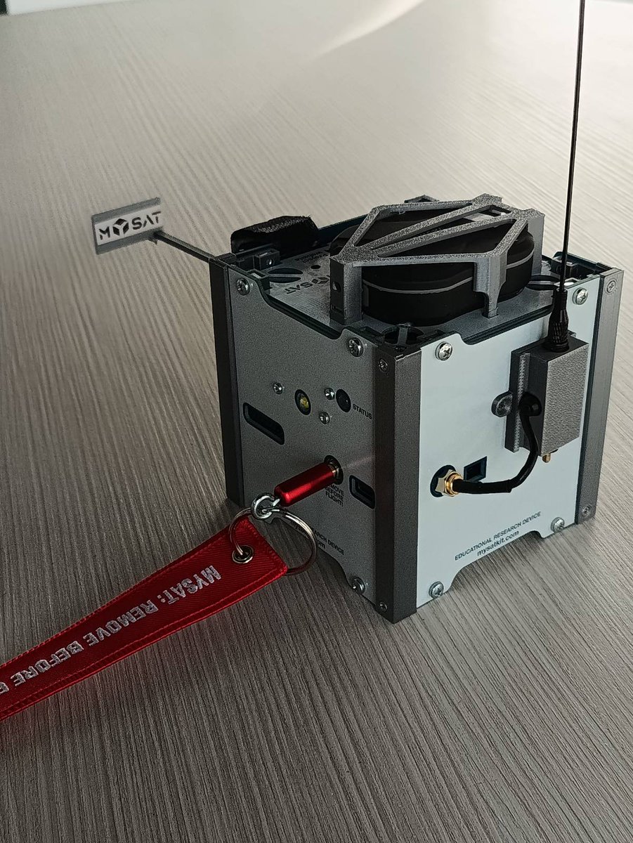 MySat Kit tweet media