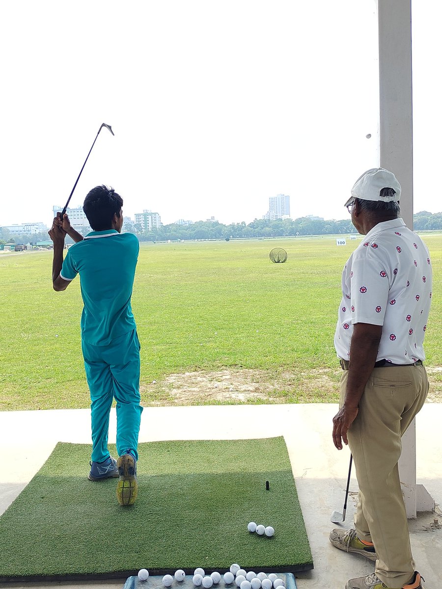 IBhalotia's tweet image. Golf session for Offer students at the Race Course. ✨
Building skills, confidence, and smiles—one swing at a time. ⛳

#CSR #CSRProject #SaibabaSevashramAndYogaResearch #ShortGolf #ChampionsForLife
