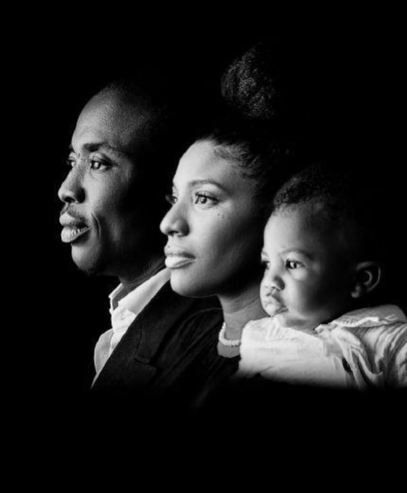 sil_vee_yah's tweet photo. Ministher Theophilus Sunday celebrates the first birthday of his child. This is how lowkey I want my life to be😅. https://t.co/LPQj1OCWtW