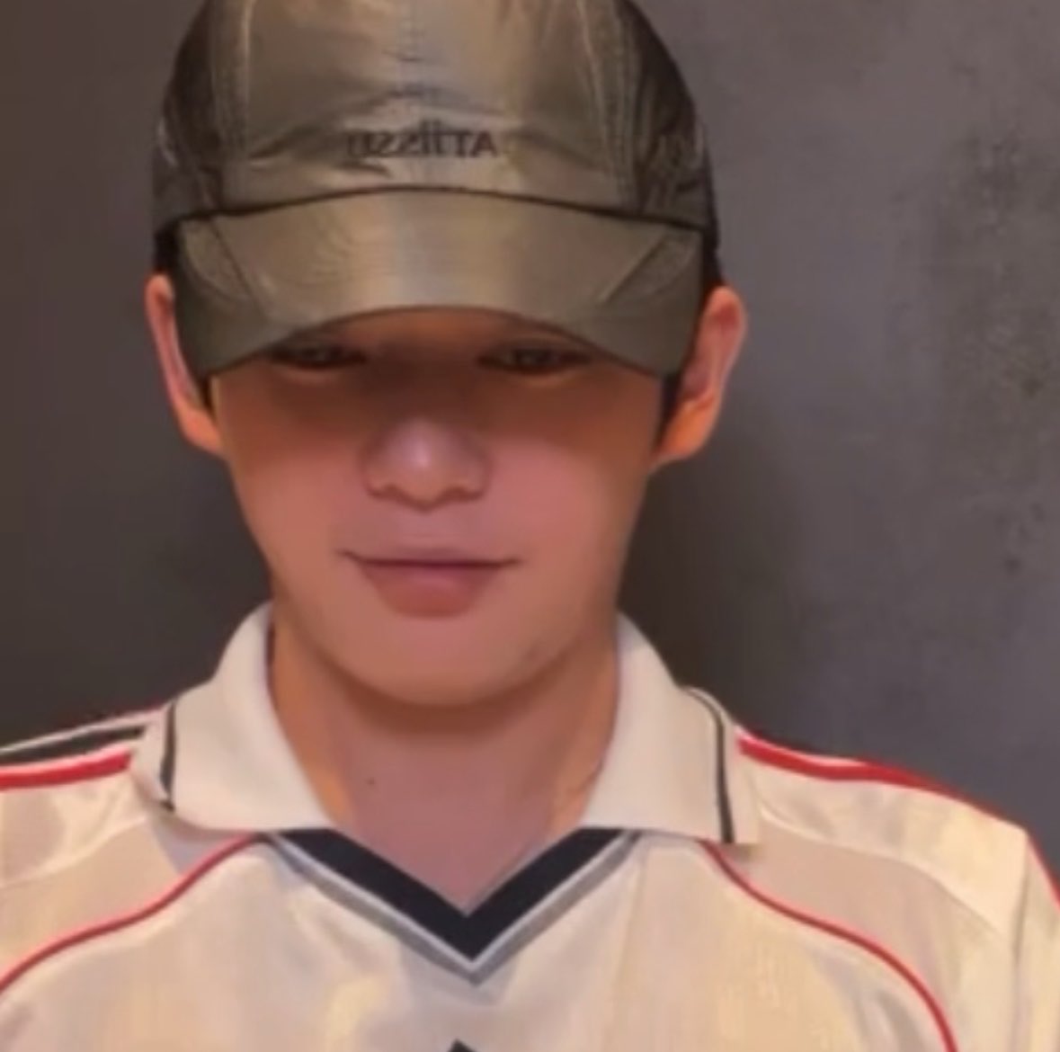 おこめ tweet media