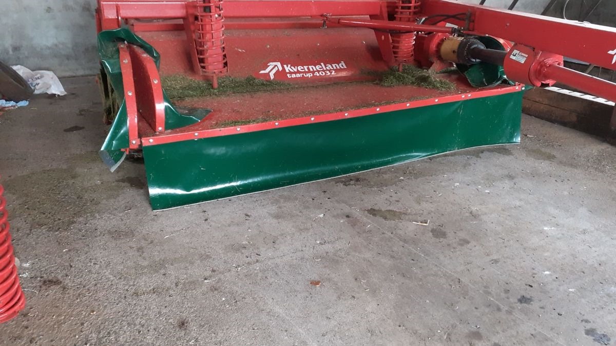 ClonmelCovers's tweet image. We create mower covers and skirts for nearly every make and model! 🌱🚜

#MowerCovers #Silage #Silage2026