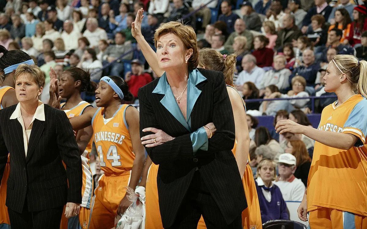 CoachBechler's tweet image. “You can’t always be the most talented person in the room. But you can be the most competitive.”

~ Pat Summitt