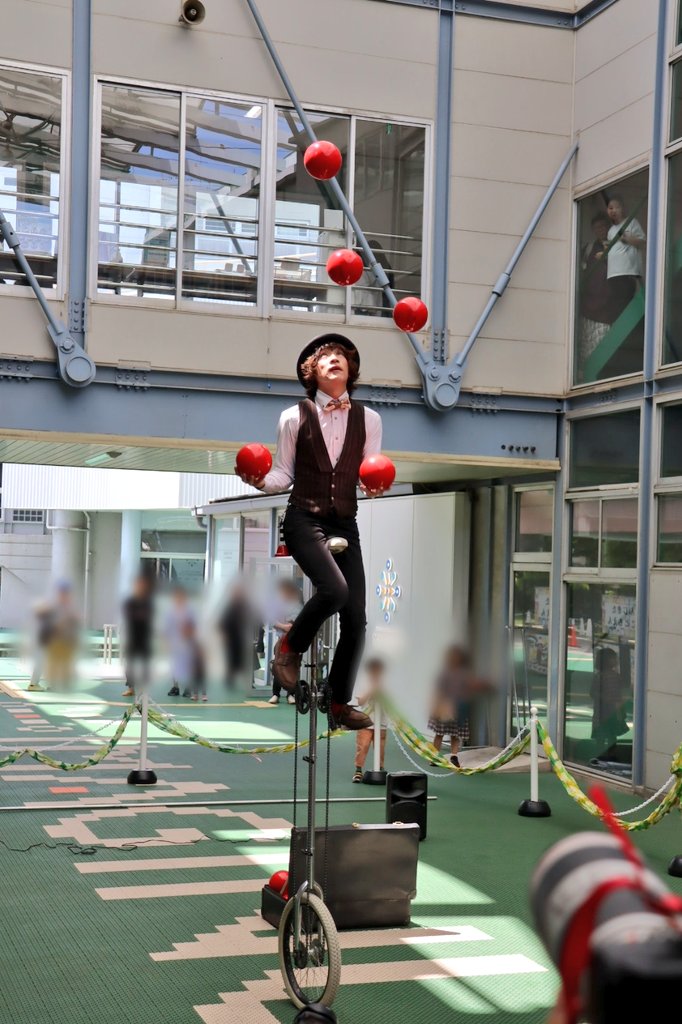 高円寺で吉川健斗ｸﾝ
2026.04.26
全てがかわいい！そしてやること全てがスゴい！
#吉川健斗
#高円寺びっくり大道芸