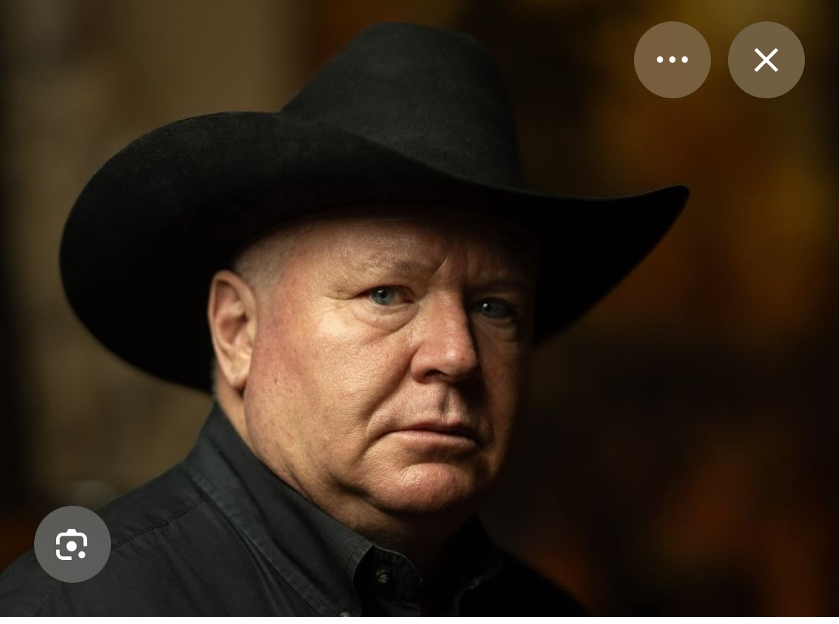 Just Gus 🇨🇦 🇺🇦🏳️‍🌈 tweet media