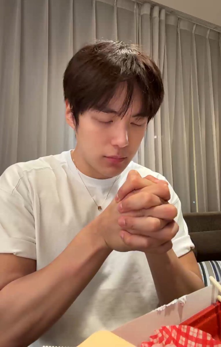 대왕호루라기 tweet media